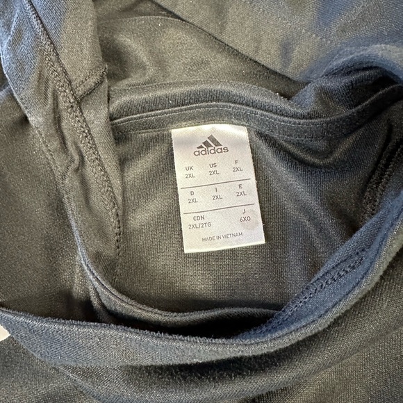 Adidas Hoodie Short Sleeve Size 2XL - Picture 3 of 5